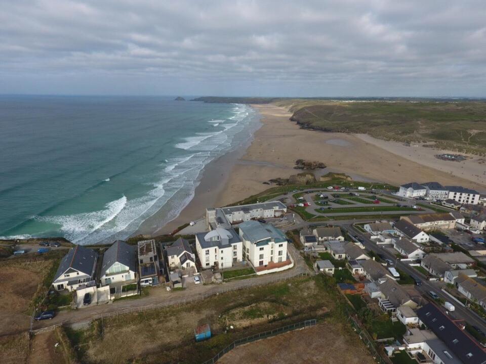 Cellar Cove Aparthotel Perranporth Exterior photo